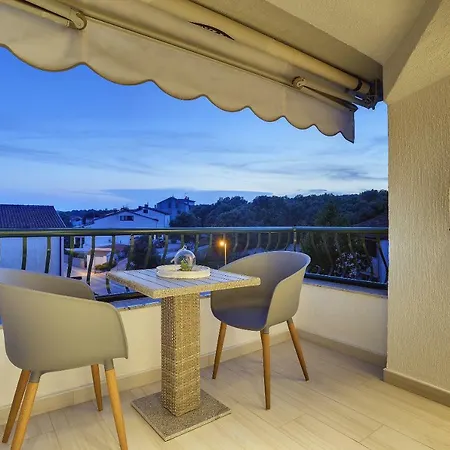 Apartman Zanetti 2 *