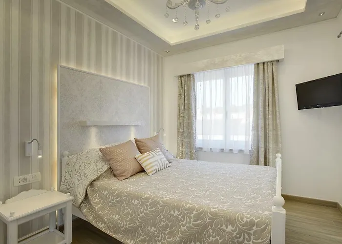 Apartment Zanetti 2 *